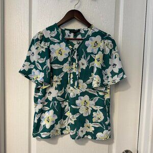 Never Worn Women's Banana Republic Floral Blouse, Size Medium